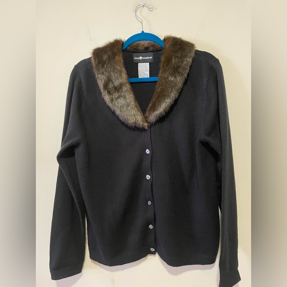 Sag Harbor Black Cardigan with Black Faux Fur Collar. Size M.